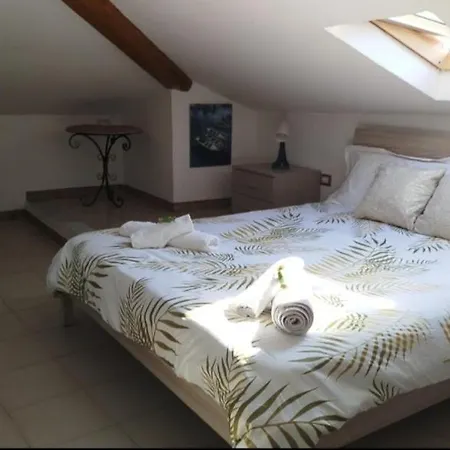 Mansarda Palestro Guest house 3*