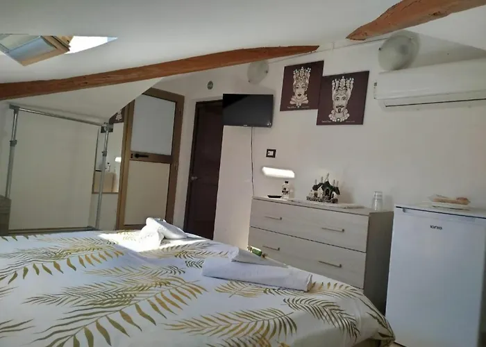 Mansarda Palestro Guest house Catania